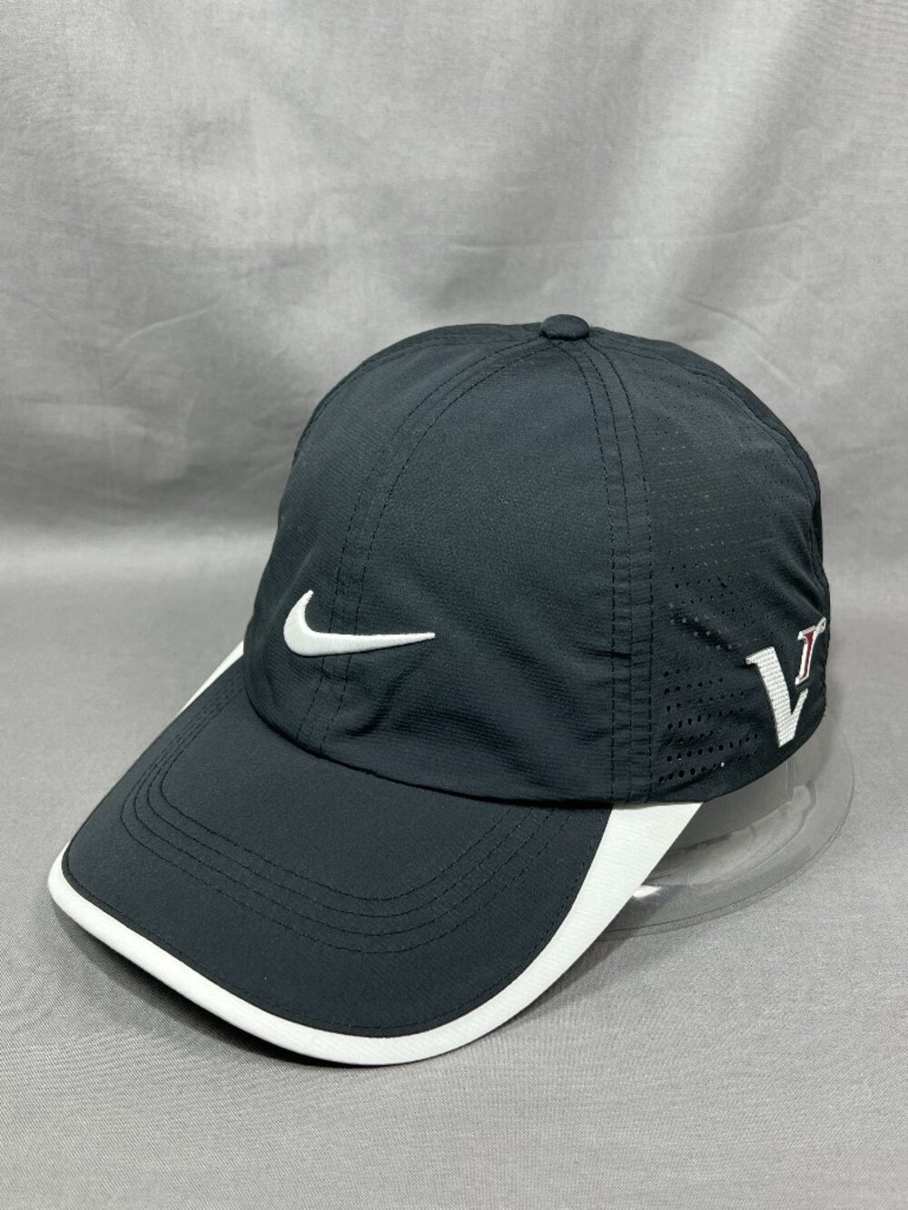 Nike VR 20XI Tour Perforated Golf Hat Black White Swoosh Adult Strapback Dad Cap